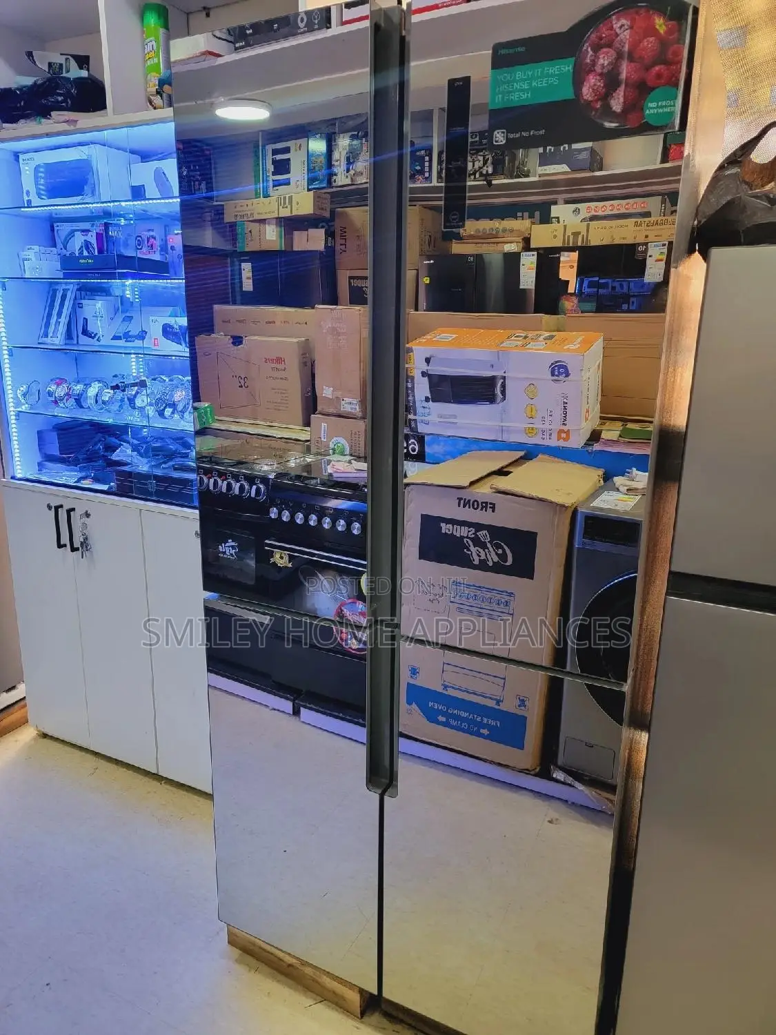 Hisense 560ltrs Mirror Finish Side by Side Refrigerator
