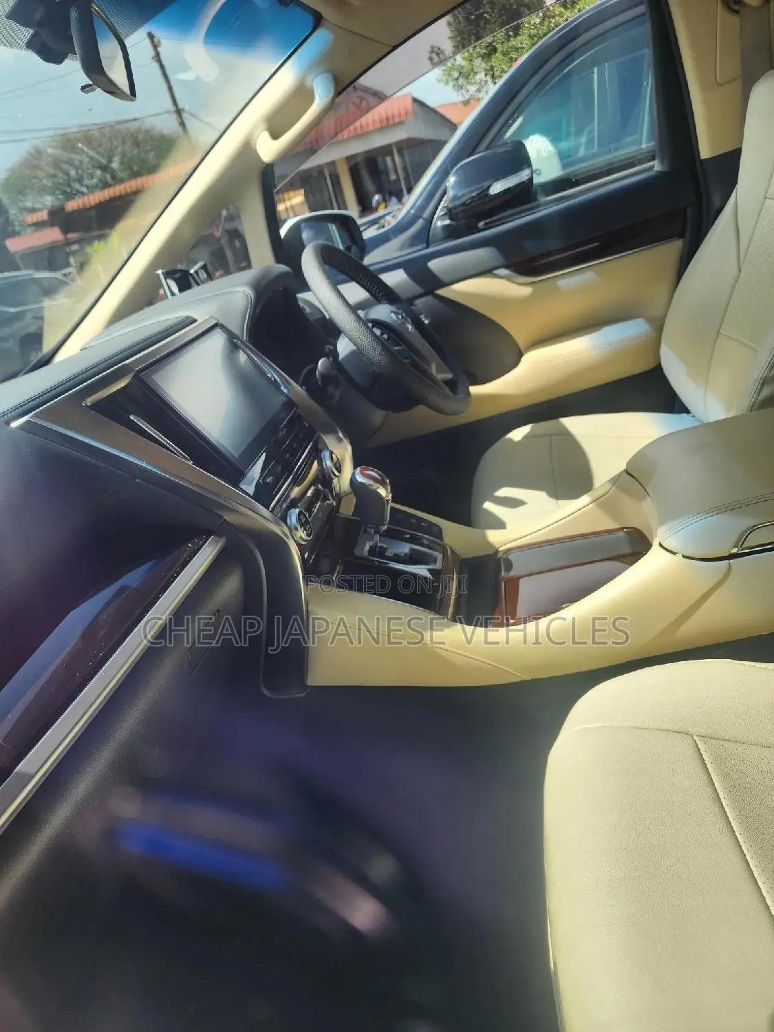 Toyota Alphard 2017 White