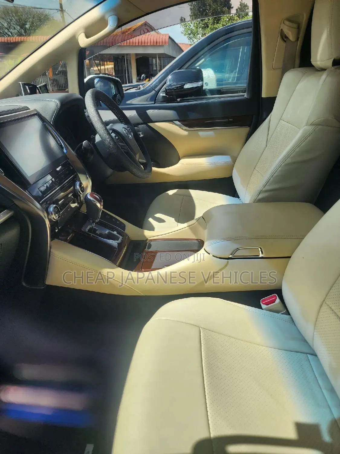 Toyota Alphard 2017 White