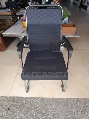 Board Room Chair With Front Design of Leather