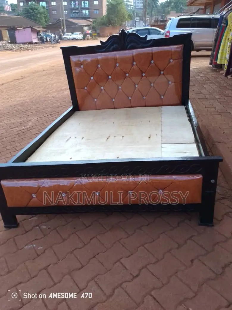 5by6 Brown Leather Bed 7