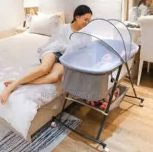 Baby Moveable Crib /Foldable /High Quality