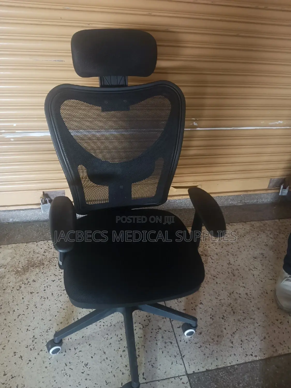Office Chair With Backrest