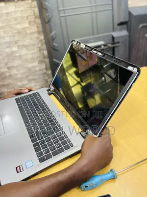 Laptop Screen Replacement.
