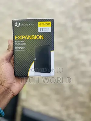 Seagate External 4 Terrabyte. Expansion. 9