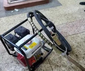 Honda Concrete Vibrator and Poker