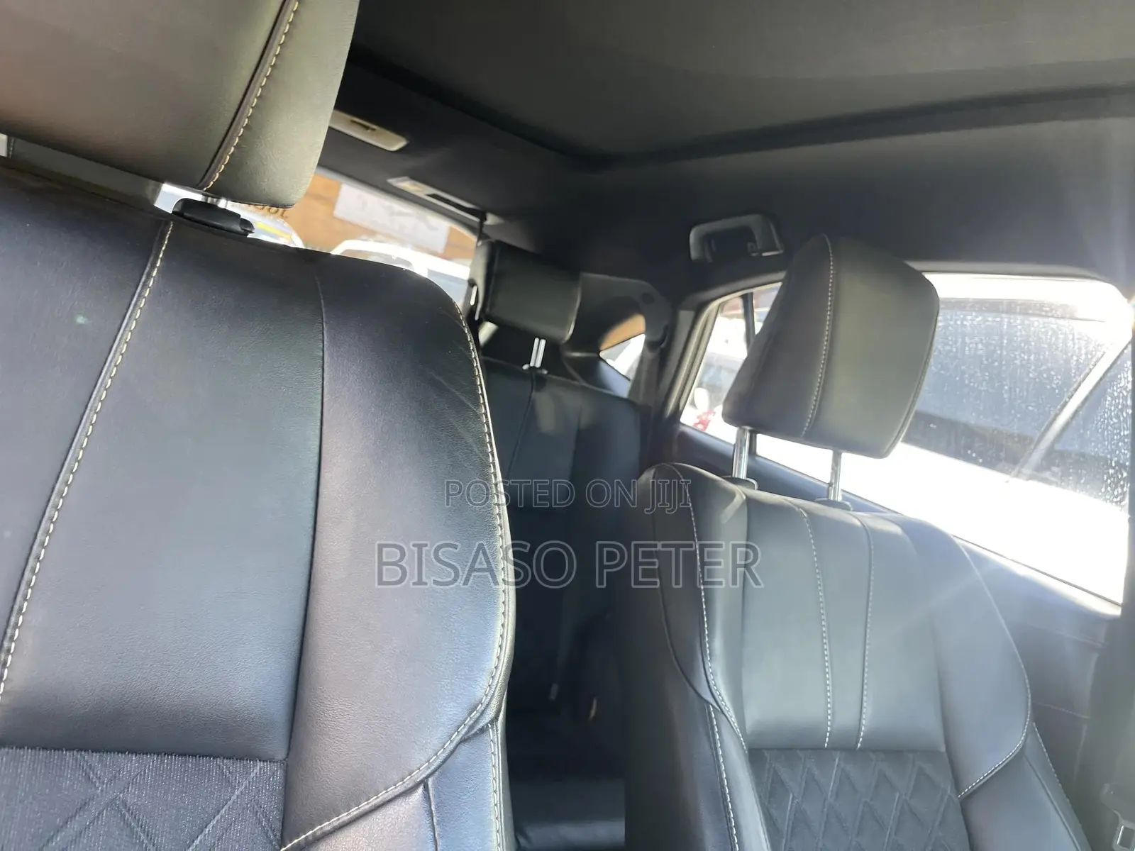 Toyota Harrier 2.0 2015 Black