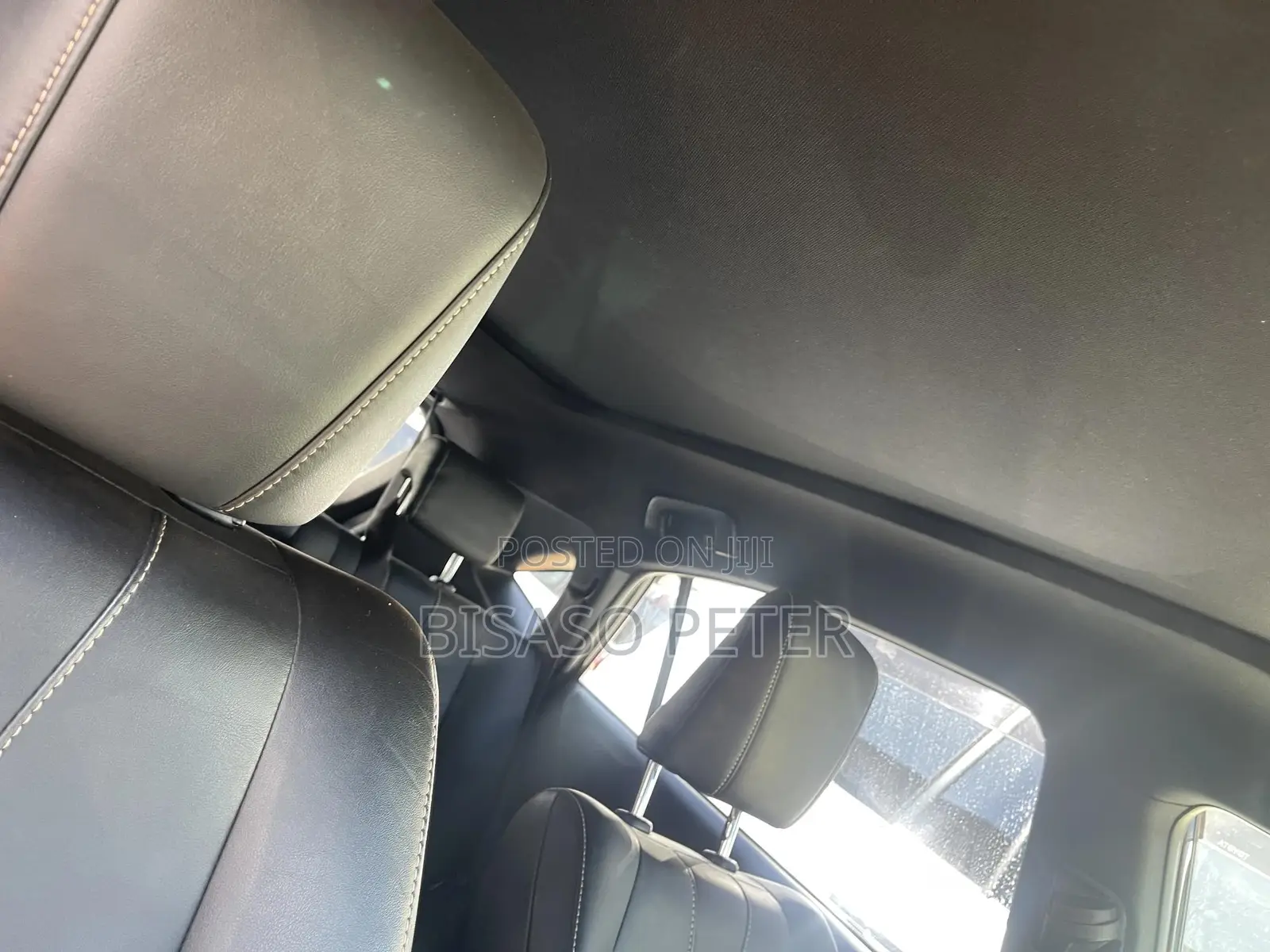 Toyota Harrier 2.0 2015 Black