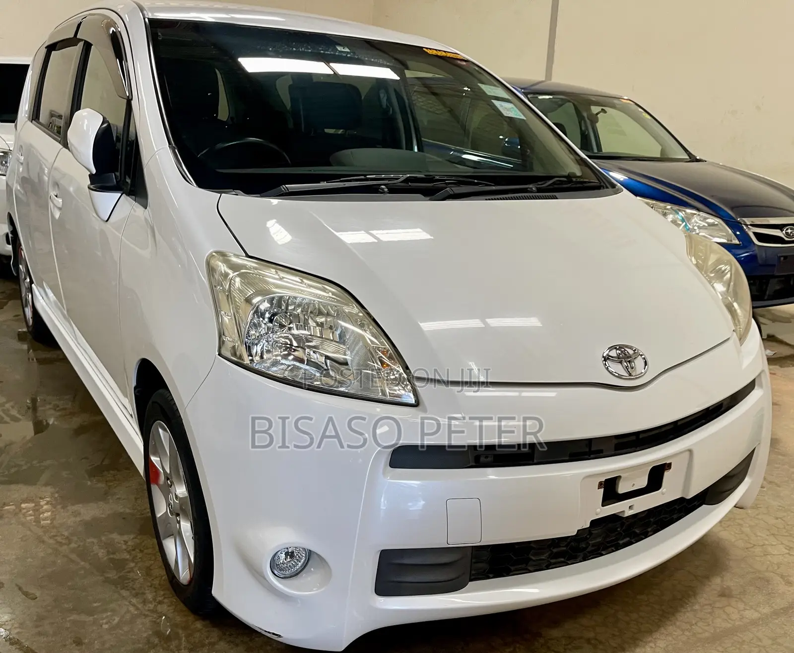 Toyota Passo Sette 1.5 AWD 2012 White