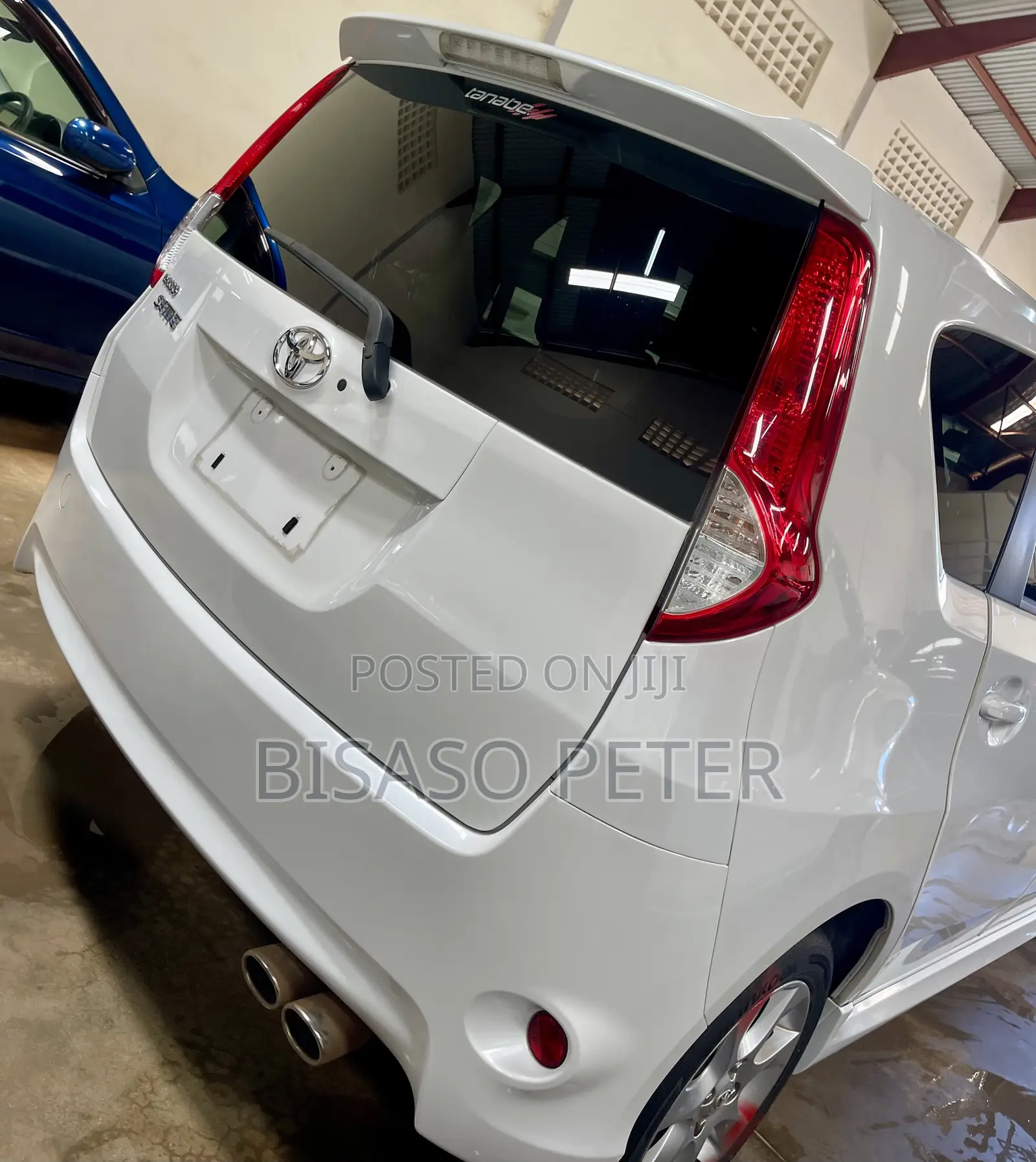 Toyota Passo Sette 1.5 AWD 2012 White