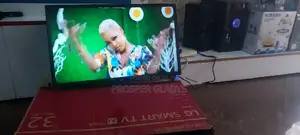 LG 32 Smart Digital Flat Screen