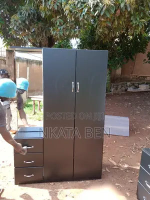 Black Side Board