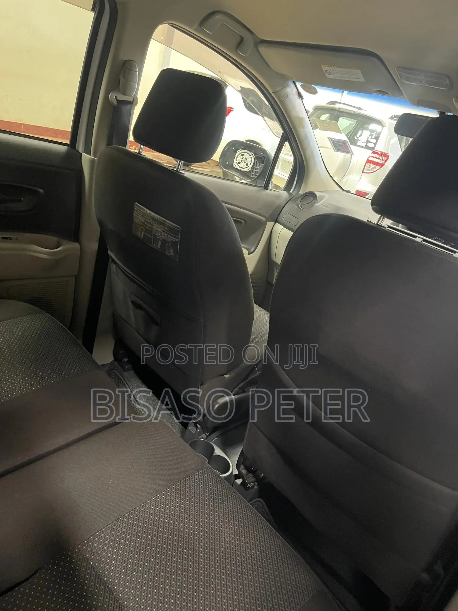 Toyota Passo Sette 1.5 AWD 2012 White