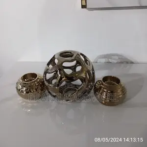 Centre Decor 114