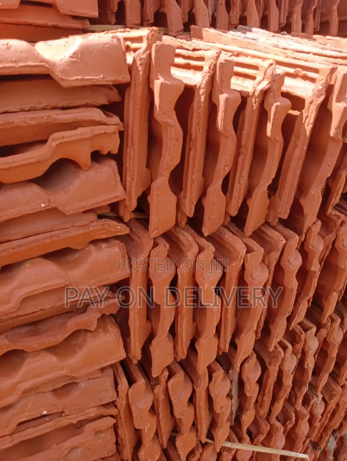 Mategula/Roof Tiles