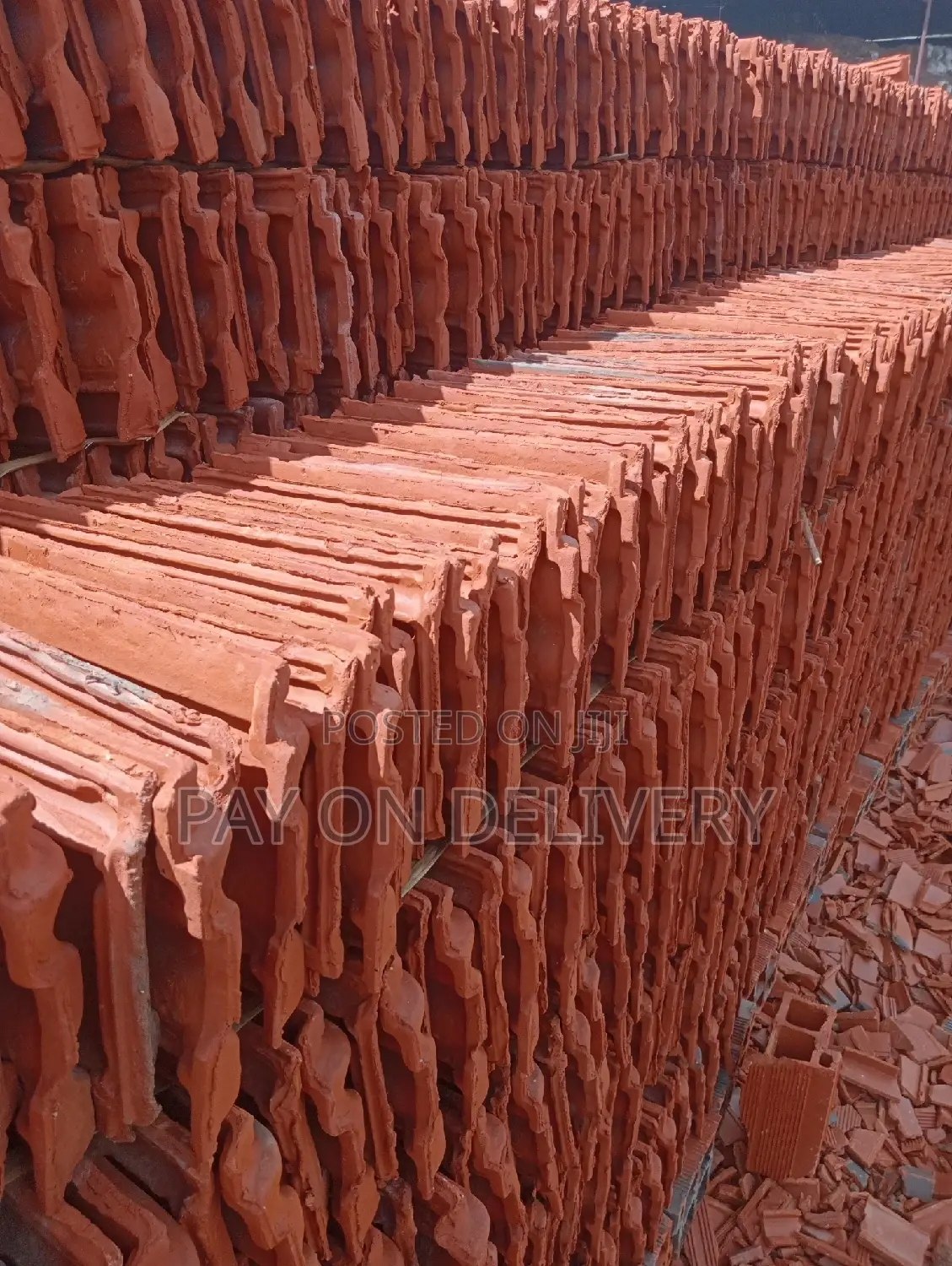 Mategula/Roof Tiles