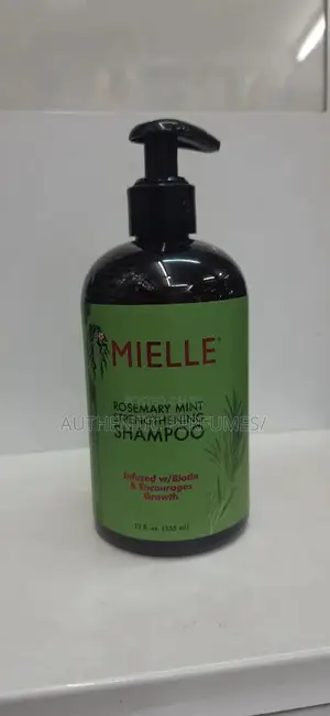 Mielle Rosemary Mint Strengthening Shampoo