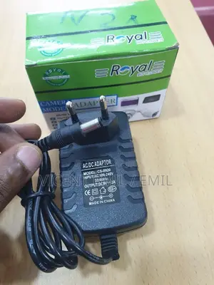 Universal AC Adapter 9V 2A