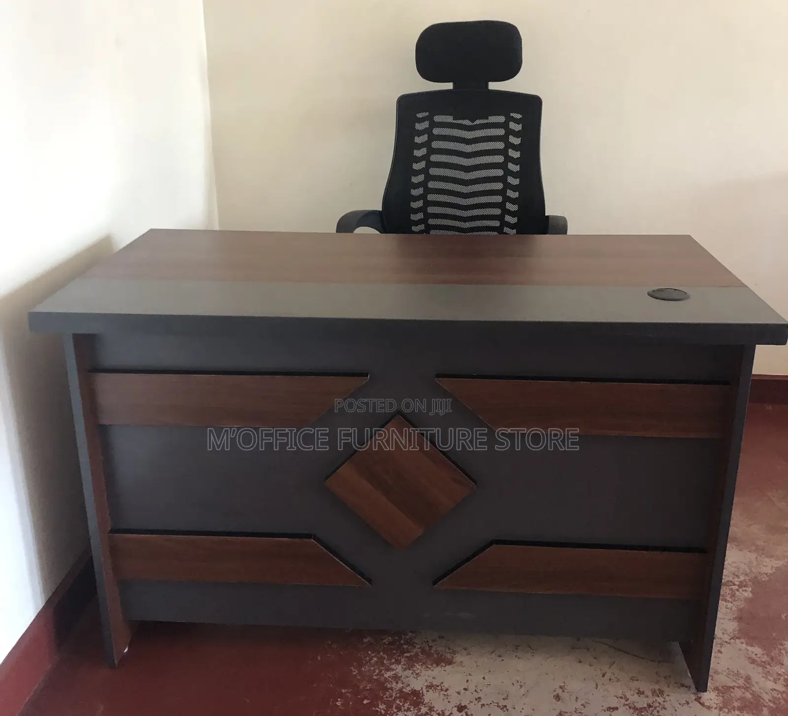 Office Set (Chair and Desk)