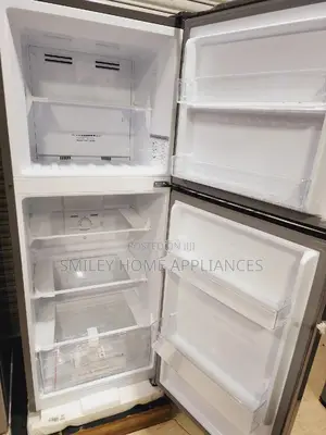 Froat Free 266ltrs Double Door Hisense Refrigerator