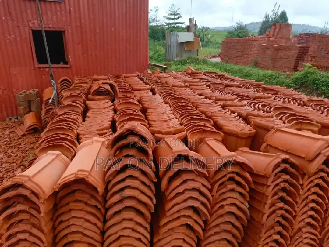 Migongo/Roof Ridges