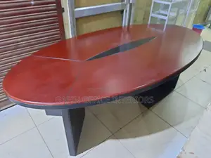 Oval Confrence Table for 8//6 Users