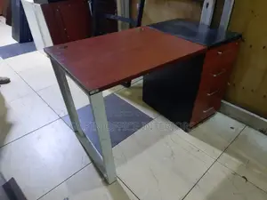 Second Hand Office Table for Sell