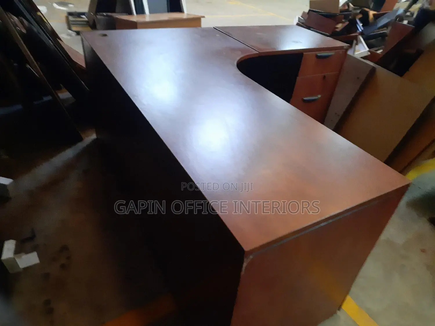 L Shaped Office Table of Size 160cm