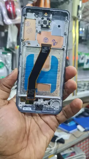 Samsung S20 LCD Screen Replacement