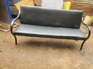 Styled Waiting Chair Black