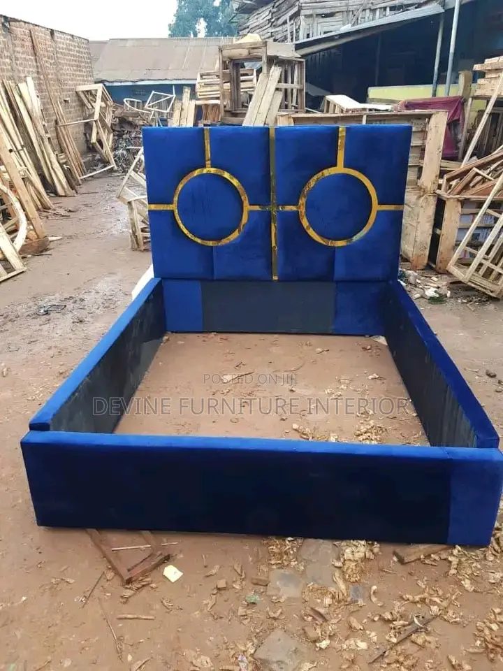 4x6 Bed in Blue Colour