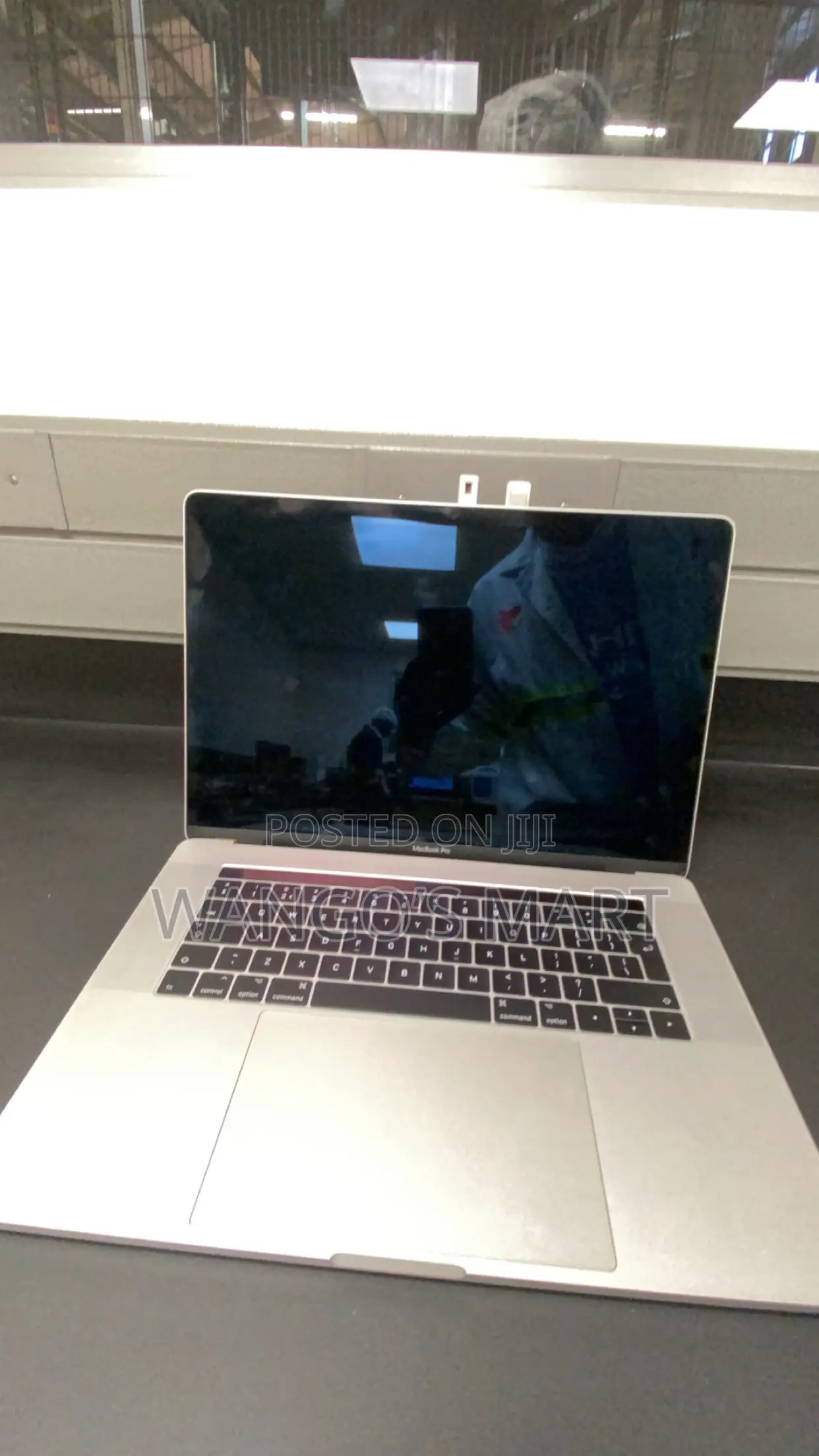 Laptop Apple MacBook Pro 2017 16GB Intel Core i7 SSD 500GB