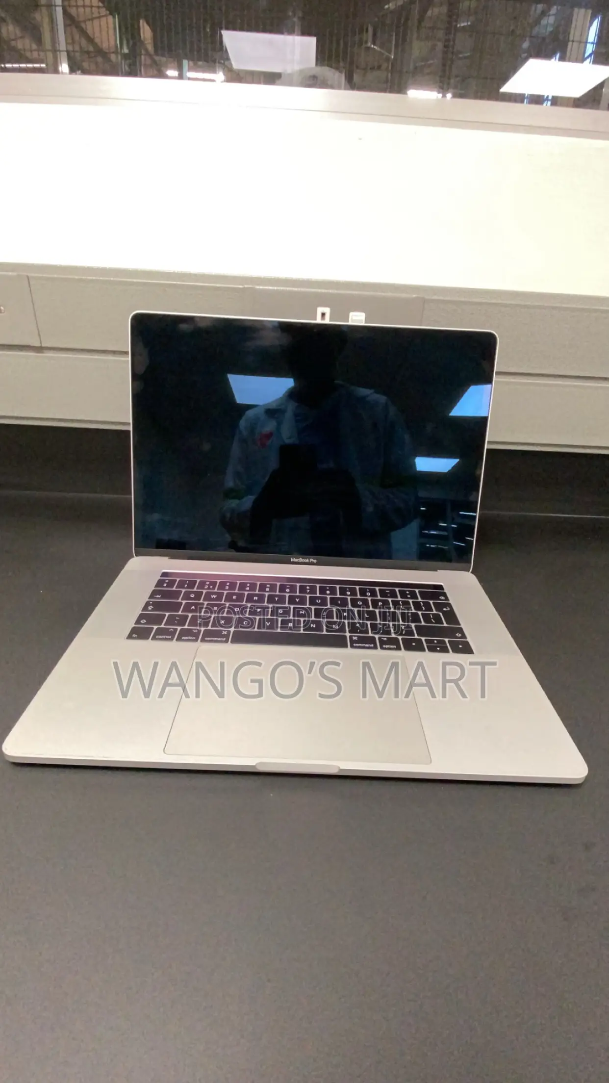 Laptop Apple MacBook Pro 2017 16GB Intel Core i7 SSD 500GB