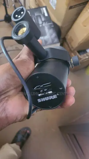 Shure Sm7b Condenser Studio Microphone Wired