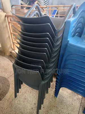 Plastic Restaurant Chair