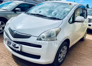 Toyota Ractis 1.5 AWD 2009 White