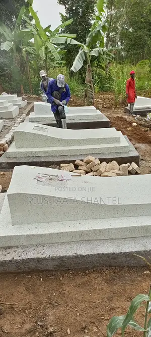 Grave Finishing Masaka Kinoni