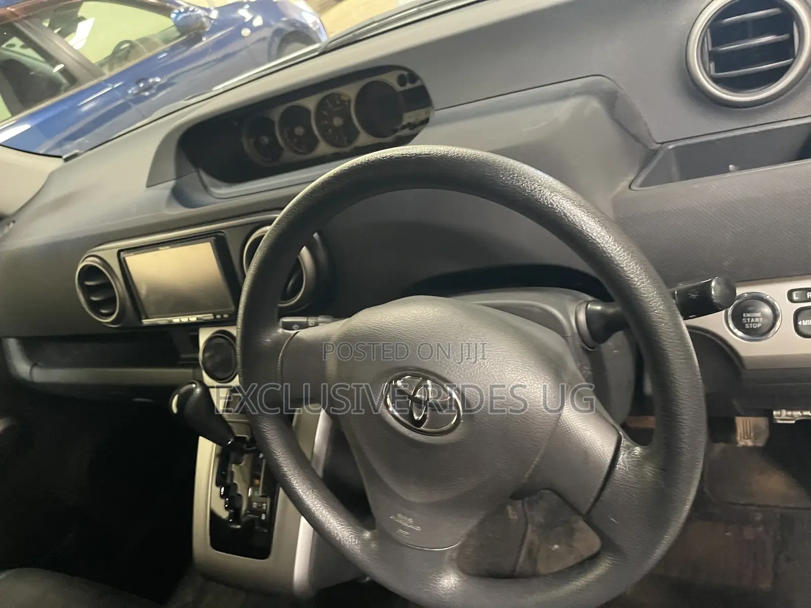 Toyota Corolla Rumion 2012 White
