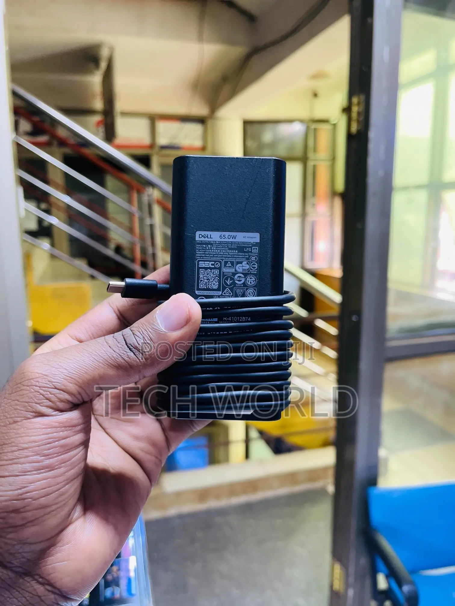 Dell Type C Charger 65w. (4).