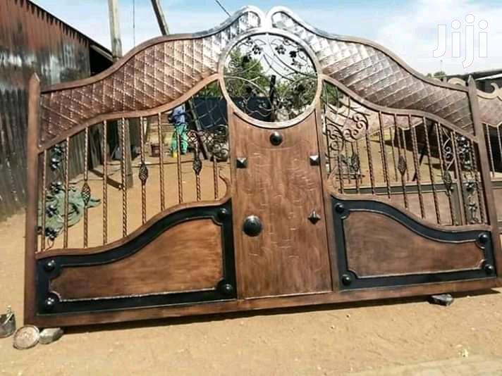 Sliding Gate