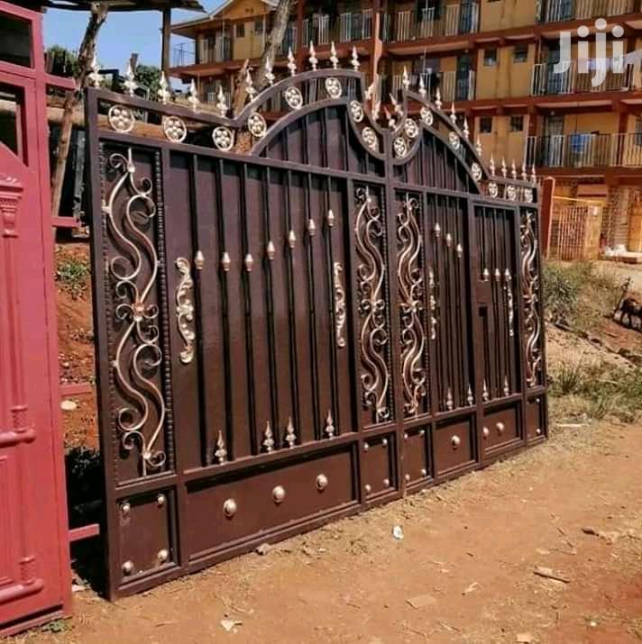 Sliding Gate