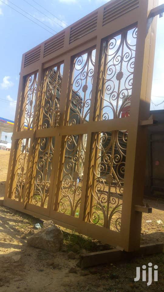 Sliding Gate