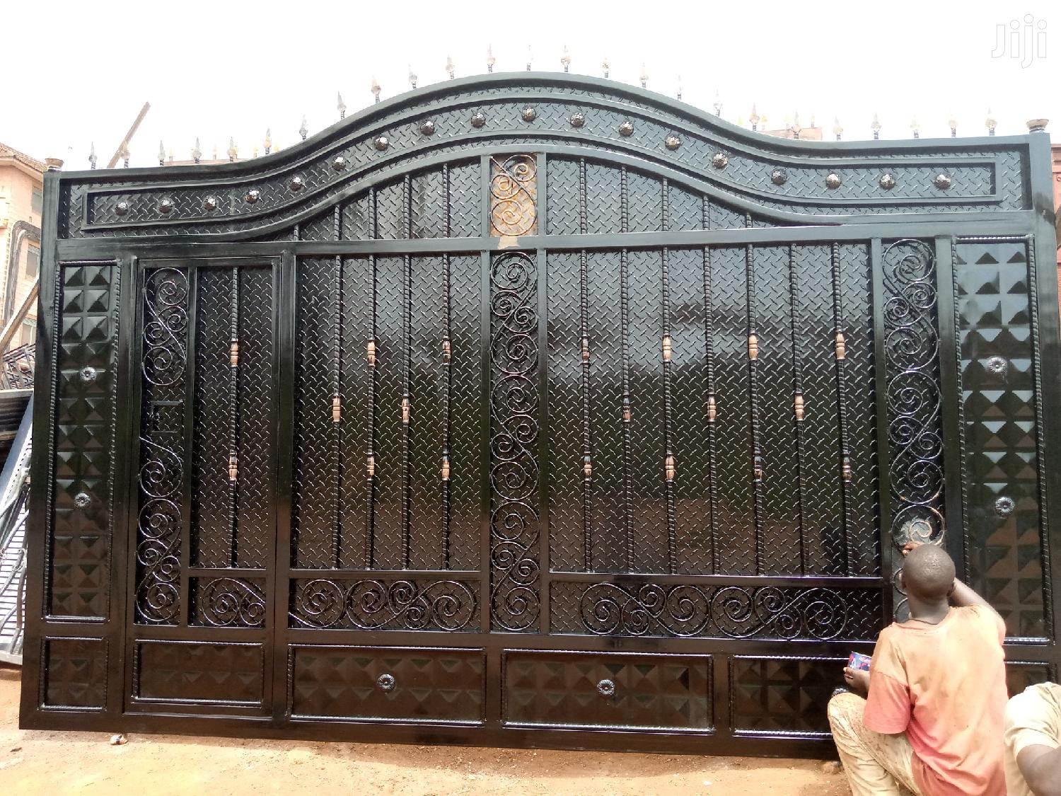 Sliding Gate