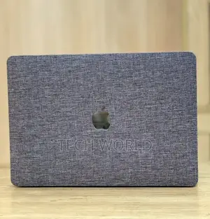 Macbook Case Covers. (8).