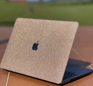 Macbook Case Cover. (14).