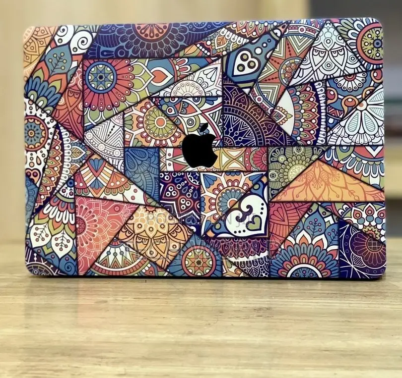 Macbook Case Covers. (19) 