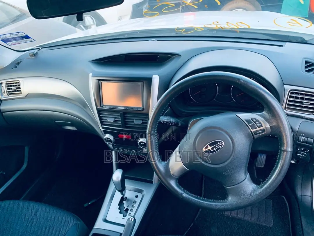 Subaru Forester 2010 White