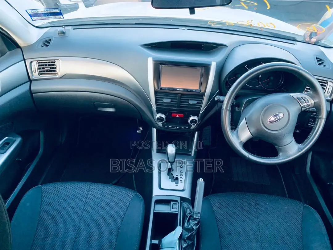 Subaru Forester 2010 White