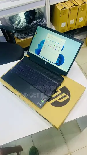 New HP Pavilion Gaming Laptop 15-Dk2xxx 16GB AMD Ryzen 5 SSD 512GB