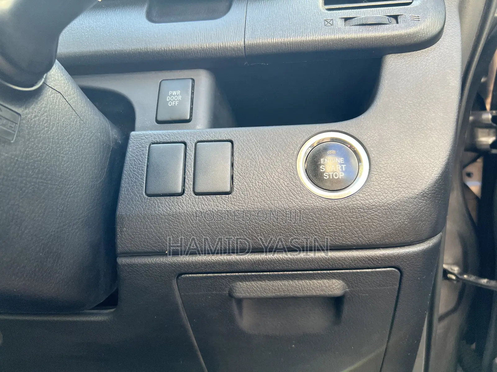 Toyota Noah 2011 Gray